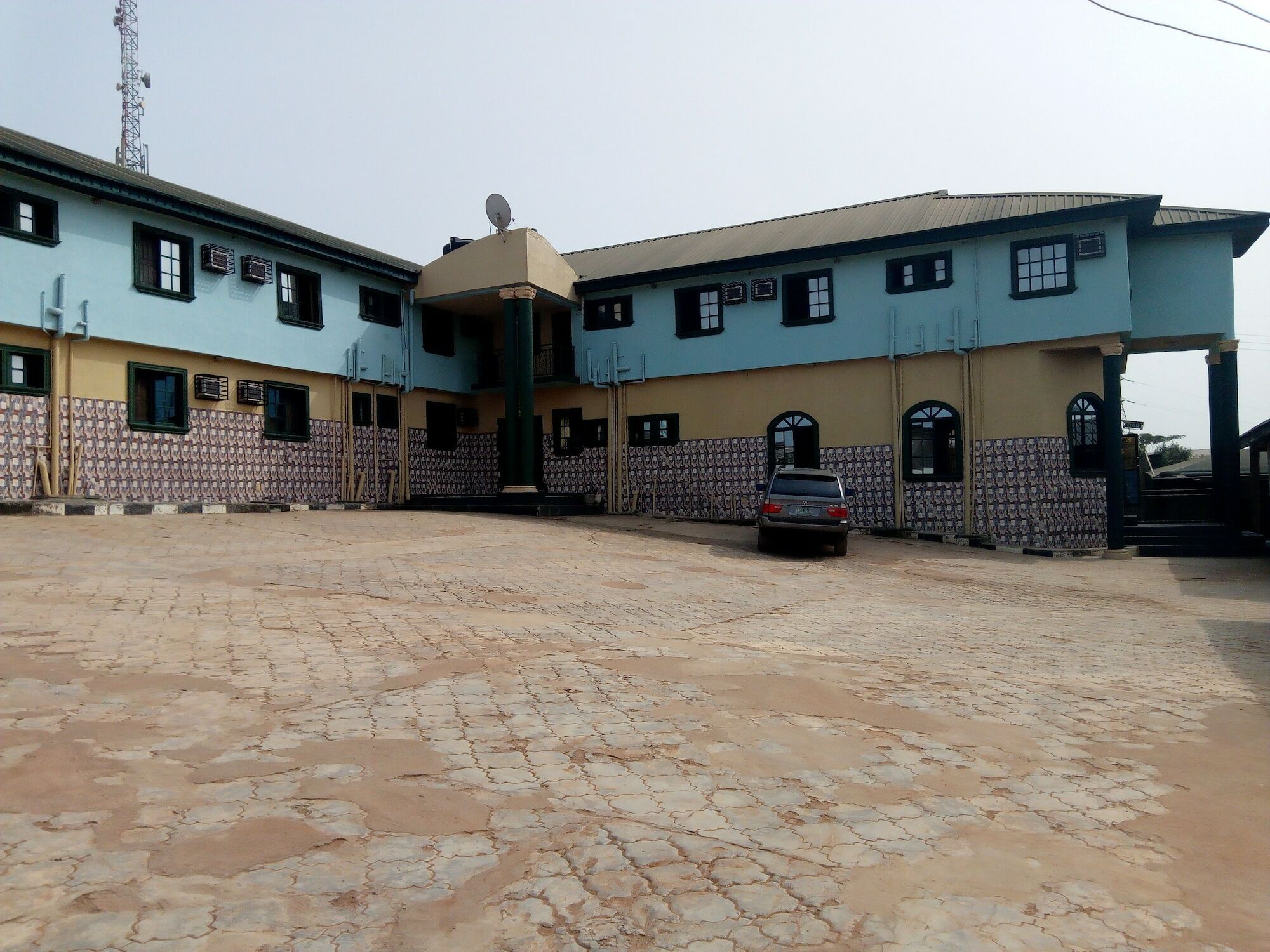 Adebayowa Hotel Olasore Exterior foto